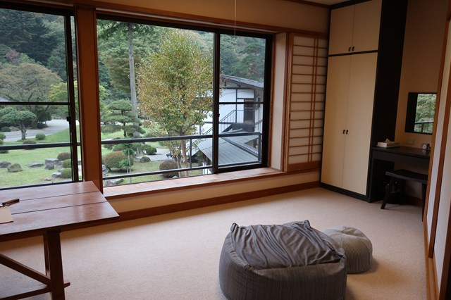 栃木県板室温泉「大黒屋」に一人で宿泊してきました。おひとりさま歓迎なのは有難いですね。
また、「大黒屋」お得に宿泊する方法も紹介しています。
