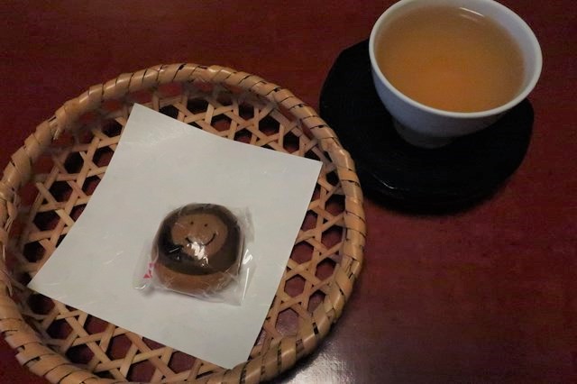 長野県松本市「本棟造りの宿 浅間温泉 菊之湯」に宿泊しました。 アクセスやお風呂の感想を紹介しています。