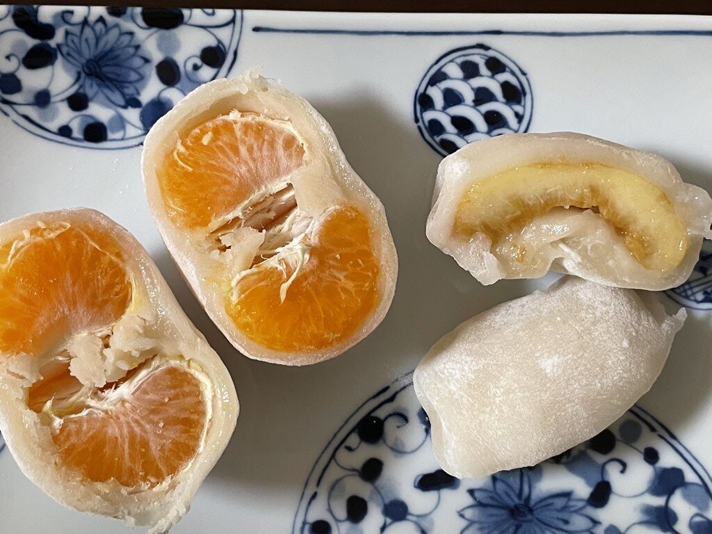 覚王山フルーツ大福 弁才天吉祥寺サンロード店が12月1日オープンすることになりました。
みずみずしくて美味しいフルーツをつかった大福です。
少し高いですが、手土産やご褒美おやつにピッタリです。